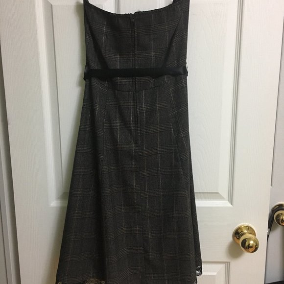 Limité Plaid Strapless Dress (Grey) - Picture 2 of 4